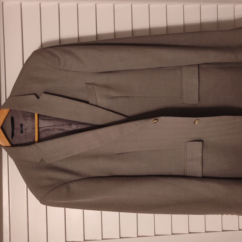 Men's dress suit